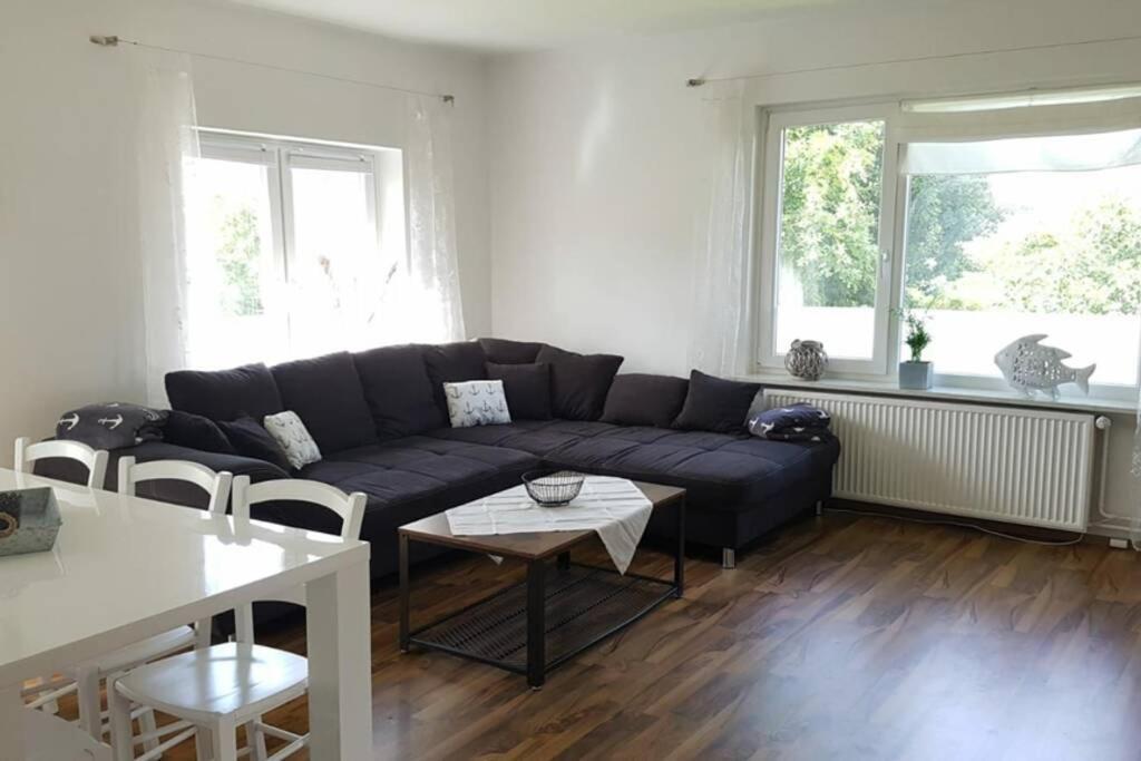 Gemuetliche Haushaelfte Mit Garten Und Terrasse Flensburgo Exterior foto