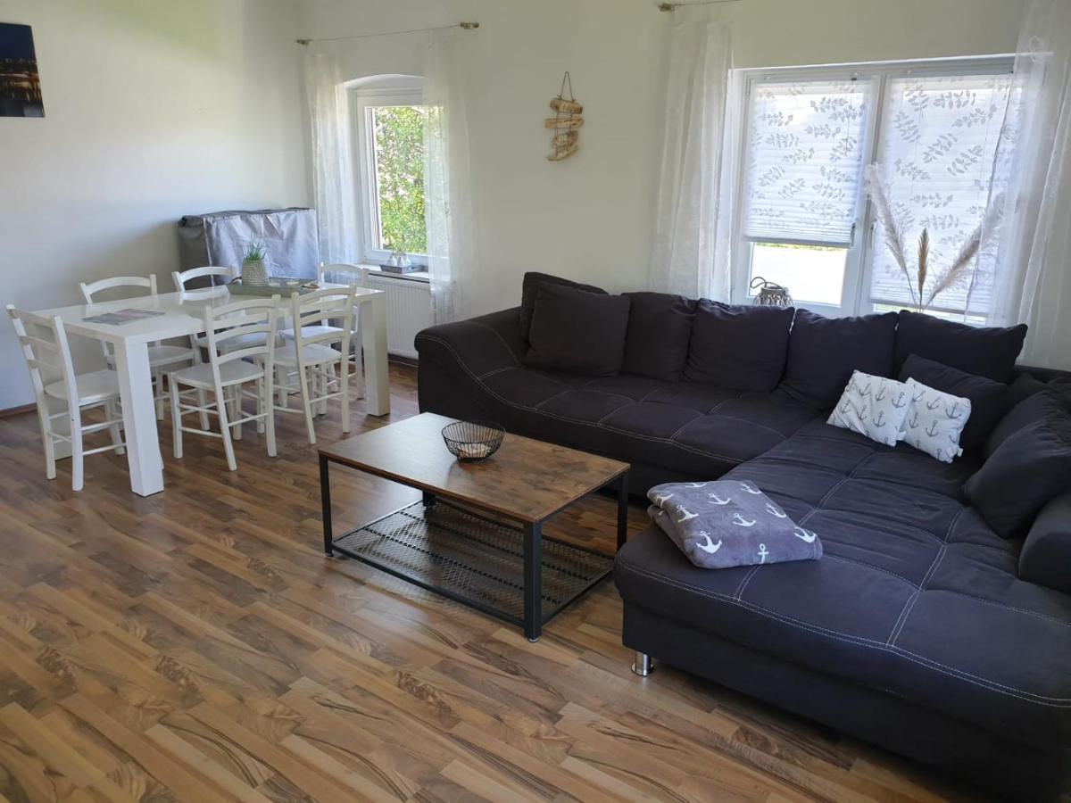 Gemuetliche Haushaelfte Mit Garten Und Terrasse Flensburgo Exterior foto